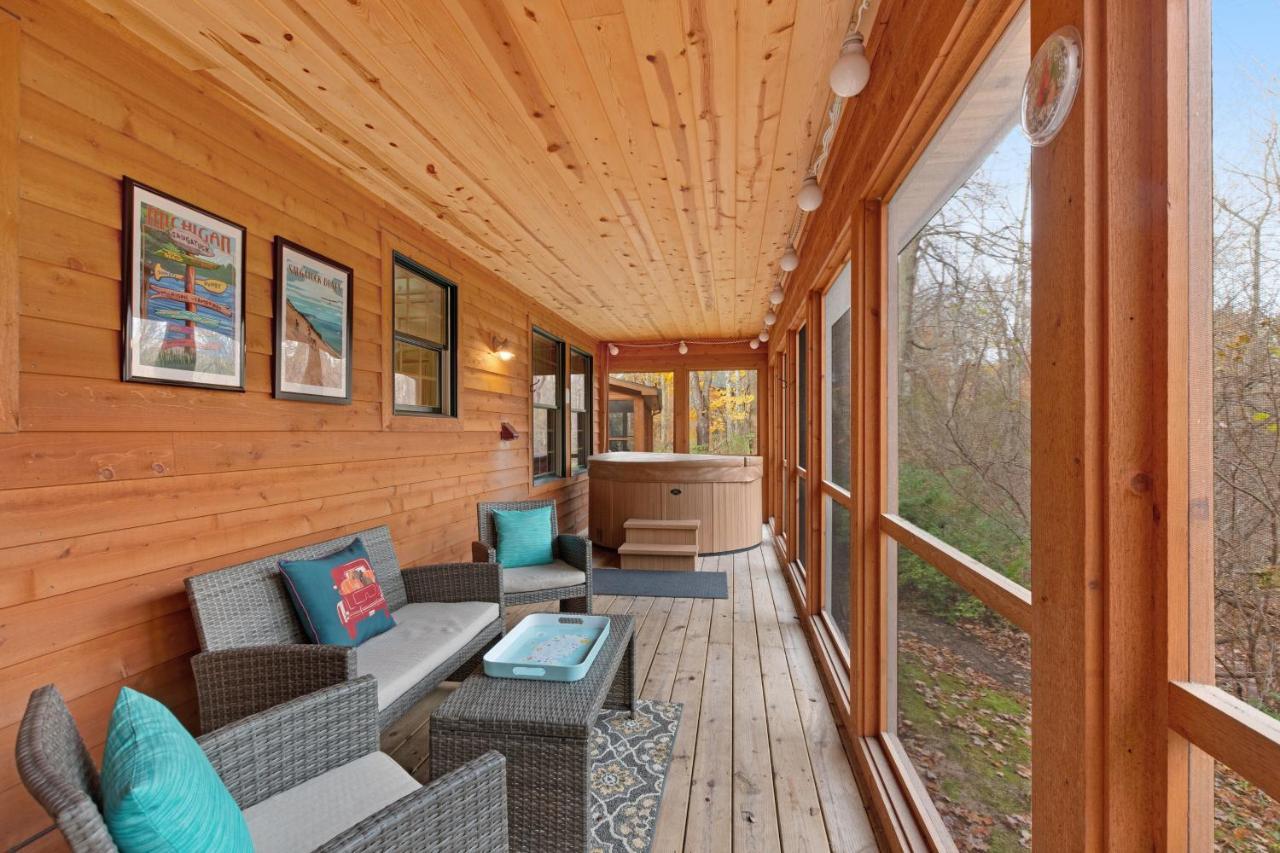 Kingfisher Cove Cabin 2 Saugatuck Exterior photo